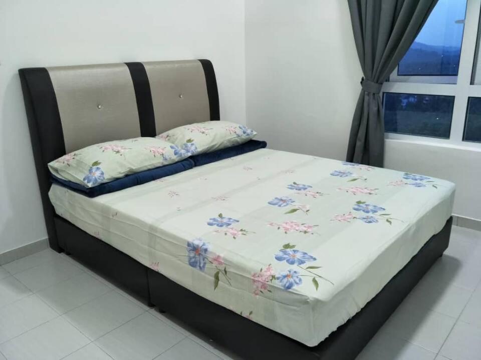 Mesahill Nilai 2 Room Condo - Fast Wifi, Amazing Pool & Tv Exterior foto